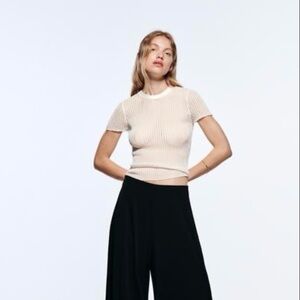 ZARA Ribbed Knit Top White Short Sleeve Size M Minimalist Basic